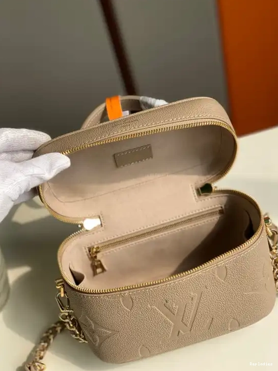 Cheap VANITY PM LOUIS VUITTON 0601